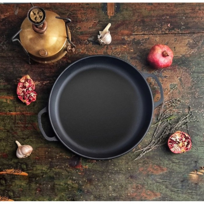Tava rotunda din fonta cu manere MAYSTERNYA, D32xh4cm