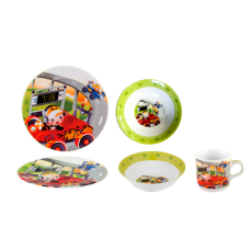 Set serviciu masa din portelan pentru copii Competitorii