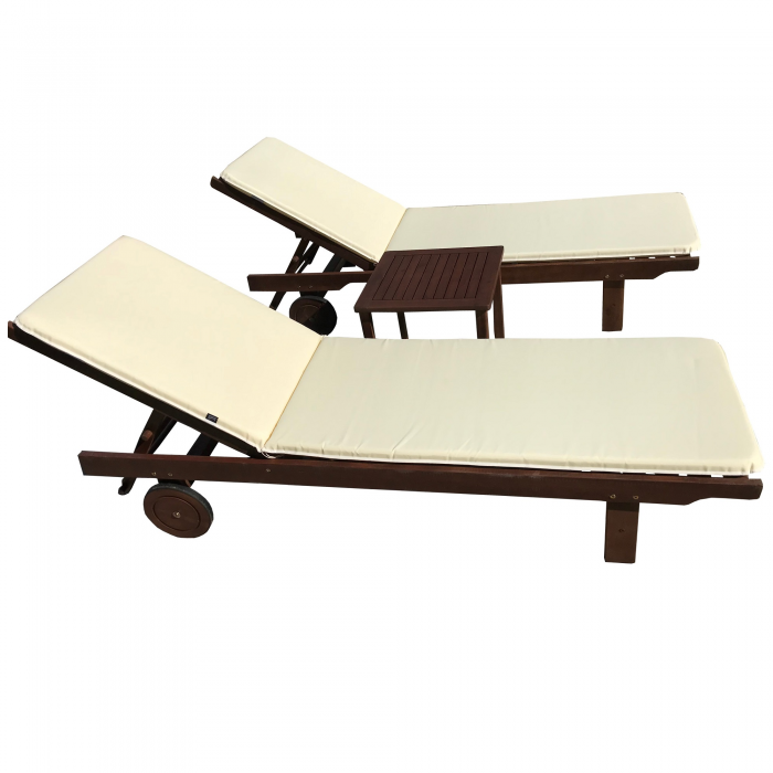 Set 2 sezlonguri din lemn de tec CULINARO KLASIK cu roti deplasare 60x193xh30cm + masuta cafea lemn de tec 45x45xh40cm si 2 saltele bej 190x56x4cm